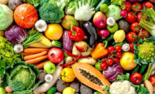 frutta e verdura colorata matura