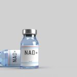 Due flaconi di NAD, usato per il trattamento anti-age per endovena.