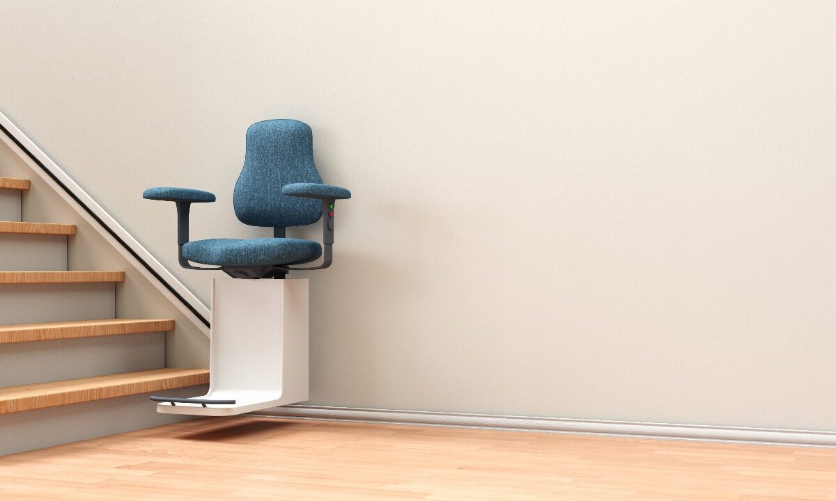 Montascale installato su una scala.