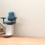 Montascale installato su una scala.